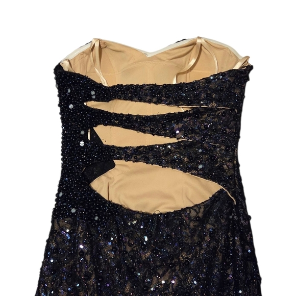 La Femme Strapless Sequin Gown 20943 Black Silver Prom Formal Open Back Size 2 - Picture 5 of 13